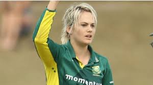 Top ten most beautiful, handsome and hottest women cricketers in the world subscribe : Top 10 The Most Beautiful Women Cricketers Of All Time