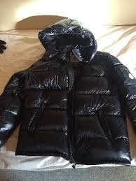 Possibly a moncler maya jacket replica, fake, unauthorized authentic or authentic product. Review Moncler Maya Jacket In Blue 1030 Yuan Designerreps