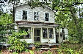 It was first used as a summer home for mary frick garrett jacobs and later renovated for the uplands home for church women. What Is An Abandoned House How To Buy One We Buy Ugly Houses