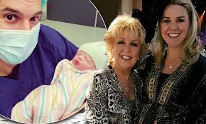 Be has reached out to bert and patti's representative for comment. Bert And Patti Newton S Daughter Lauren Welcomes Her Sixth Child Daily Mail Online