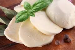 Can  you  eat  mozzarella  straight  from  the  pack?