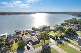 lake house granbury tx homes for