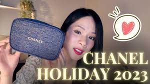 chanel holiday 2023 makeup bag gift