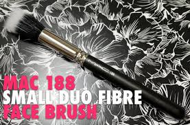 188 small duo fibre face brush