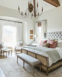 Ask interior designers how to make a small room look bigger, and you'll get a lot of different it is. Hausratversicherungkosten Best Ideas Excellent French Country Farmhouse Bedroom Colors Collection 4765
