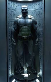 The suit is custom sized. Zack Snyder Finally Reveals Ben Affleck S Full Batsuit Batman Batman And Superman Batman V Superman Dawn Of Justice