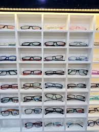 Kedai cermin mata di tanah merah kelantan ini memang banyak. Promosi Cermin Mata Beli Satu Percuma Satu Di Reko Optic Jalan Reko Kajang