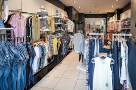 Shopping & retail in razgrad. Magazini Indigo Fashion