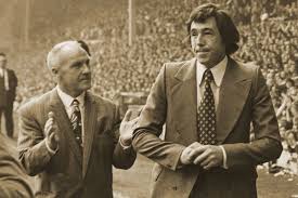 Gordon banks (1), tony whelan (6) washington diplomats at ft. Bill Shankly And The Kop S Brilliant Tribute When Gordon Banks Had To Hang Up His Gloves In His Prime Stoke On Trent Live