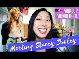 meeting stacey dooley putting on