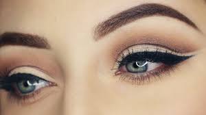 how to do cut crease eye makeup for