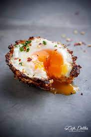Combining an egg & hash brown breakfast into one yummy compact form turns out beautifully! Cauliflower Hash Brown Egg Cups Low Carb Gluten Free Cafe Delites