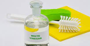 diffe ways to clean with vinegar
