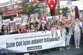 Katından atılarak hayatını kaybettiği gerekçesiyle açılan davada iki duruşma gerçekleştirilmişti. The Sule Cet Case Could Set Precedent For Future Femicides Lawyer Turkey News