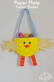 Another easter craft that's fun and easy for kids is making small easter baskets out of construction paper. 25 Diy Easter Decorations The Organized Mom