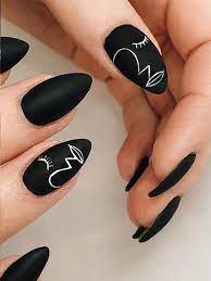 23 black nail designs to try in 2023