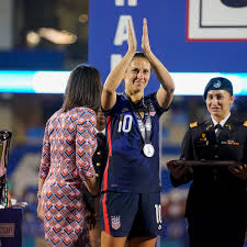 Carli lloyd had hinted that the end was near, and monday it became official: Carli Lloyd To Retire After Summer Olympics Sounder At Heart