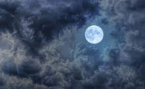 https://www.publicdomainpictures.net/en/view-image.php?image=449915&picture=full-moon-sky-clouds-moon gambar png