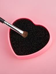 1pc heart shaped makeup brush cleaning