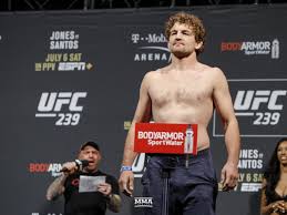 Askren was the former bellator and one welterweight champion before. Ben Askren Never Say Never On Return To Mma Competition After Successful Hip Surgery Mma Fighting