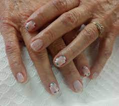 fountain nail salons deals in and