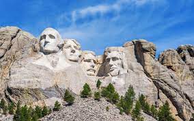 the best time to visit mount rushmore