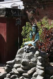 File Colorful Shiva Statue And Fountain