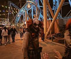 knott s scary farm delivers the screams