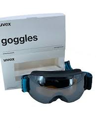 Whether your adventure brings you to the mountains of colorado to the hills of vermont, the uvex downhill 2000 full mirror goggle provides a full range of optical clarity and uv protection. Uvex 36117 Downhill 2000 Vm Skibrille Schneebrille Brille Gr M50 Schwarz Eur 39 90 Picclick De