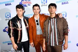 The Jonas Brothers Drive Fans Wild As They Bring Busted On