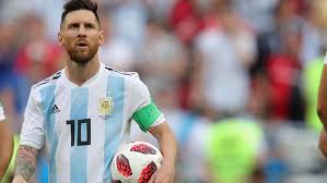 Luis lionel andres (leo) messi is an argentinian soccer player who plays forward for the fc barcelona club and the argentina national team. Argentina Will Convince To Leo Messi To Play The Glass America 2019