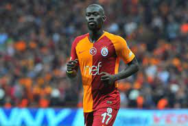 Trabzonspor, Galatasaray'ın eski oyuncusu Badou NDiaye'yi kadrosuna kattı!