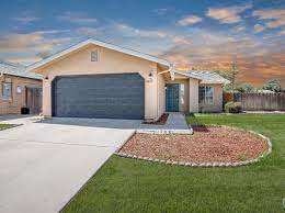 3 bedroom homes in tulare ca