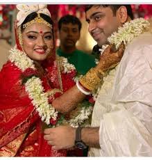 regal beauty of bengal bridal makeup