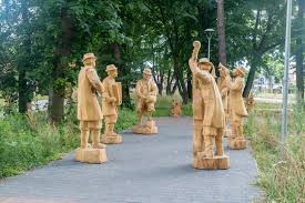 Wooden Sculptures Images Browse 552