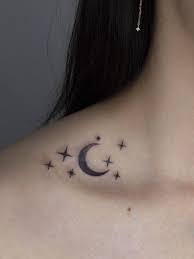 20 unforgettable moon tattoos for women