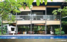 a modern tropical house makes simple