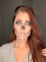 an easy skeleton makeup tutorial with