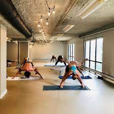 top 10 best hot yoga in milwaukee wi