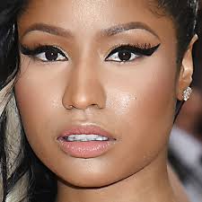 nicki minaj makeup black eyeshadow