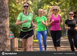 Resultado de imagem para mulheres correndo
