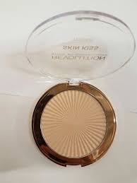 revolution skin kiss highlighter