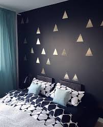 Passende farbe für einen ruhigen schlaf. Wand Schwarz Streichen Bilder Ideen Couch