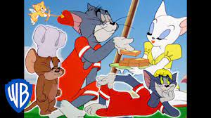 Tom & Jerry | Tom in Love | Classic Cartoon Compilation