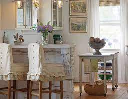 choosing hardware for a shabby chic