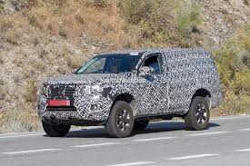 2021 nissan pathfinder spied with chiseled new look. 2021 Nissan Pathfinder Redesign Hybrid Specs Suv Project