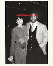 joyce dewitt levar burton