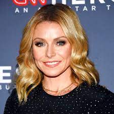 Kelly Ripa's first book, 'Live Wire ...