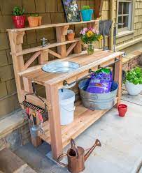 Do you know how many times i could have used this sink over the past two years to clean up after painting projects, to wash produce from the garden and to clean. Diy Outdoor Sink 11 Creative And Functional Garden Sink