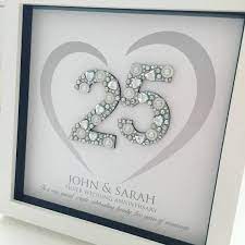 The 25th wedding anniversary gifts should be something as beautiful as the milestone the couple completed. Silberhochzeit Jubilaumsgeschenk 25 Jahriges Jubilaumsgeschenk Personalisierte 25 Silver Wedding Anniversary Gift Silver Wedding Anniversary Anniversary Frame
